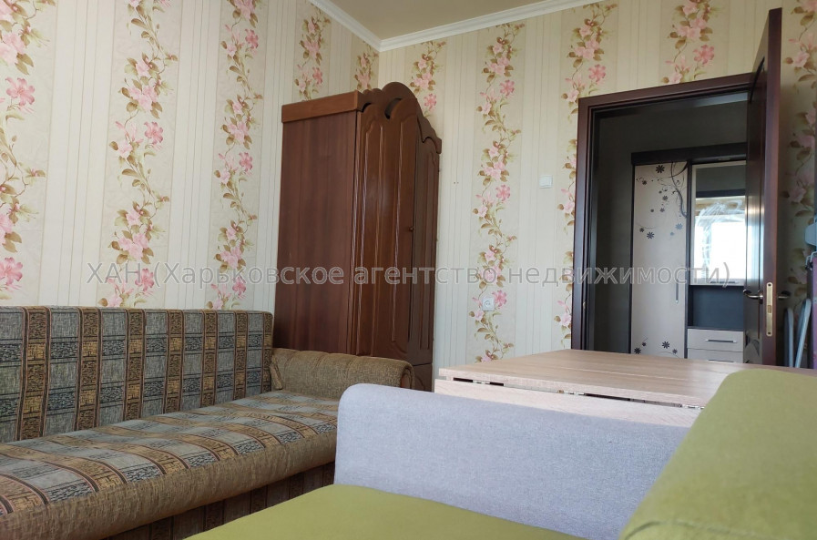 Продам квартиру, Гимназическая наб. , 2  ком., 44 м², косметический ремонт 