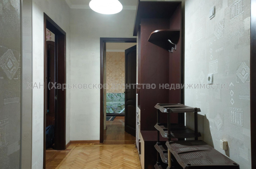 Продам квартиру, Гимназическая наб. , 2  ком., 44 м², косметический ремонт 