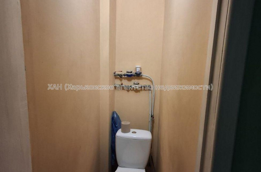 Продам квартиру, Защитников Украины пл. , 2 кім., 49 м², капитальный ремонт 