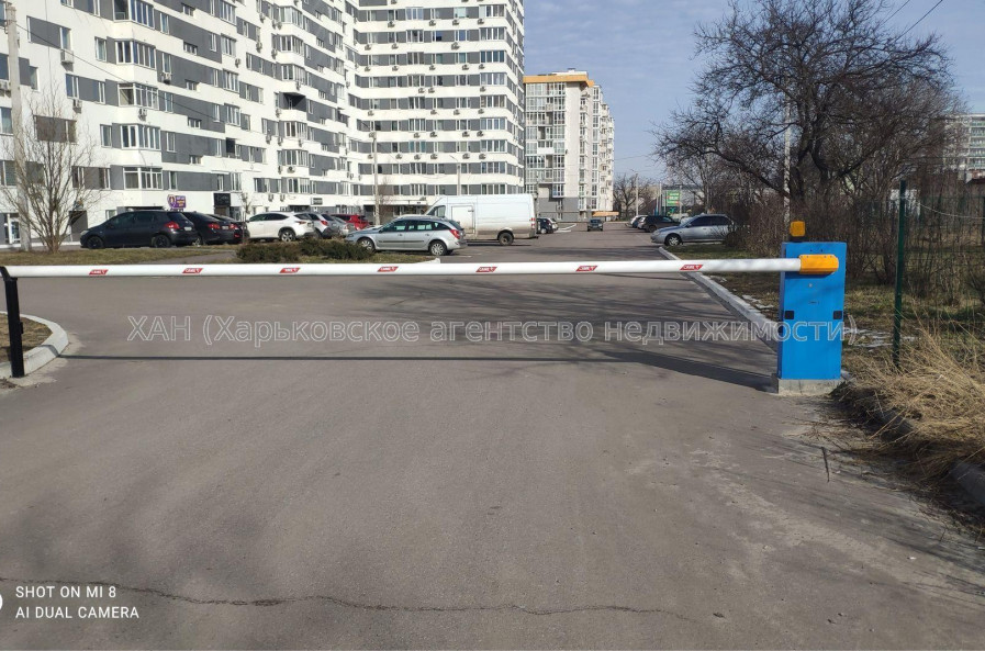 Продам квартиру, Льва Ландау просп. , 1  ком., 43 м², без внутренних работ 