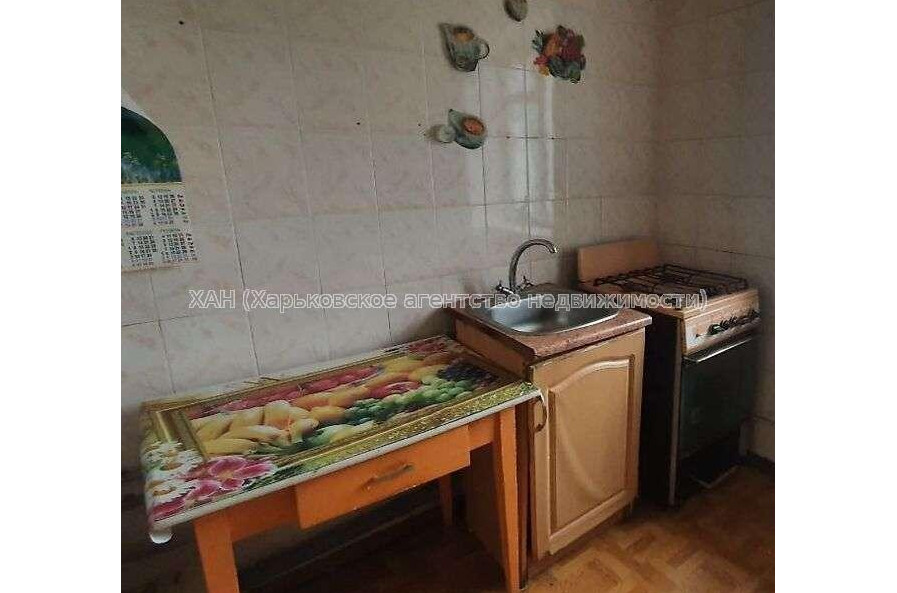 Продам квартиру, Александровский просп. , 1  ком., 32 м², косметический ремонт 