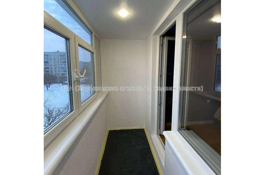 Продам квартиру, Чередниченковский пер. , 3 кім., 66 м², капитальный ремонт 
