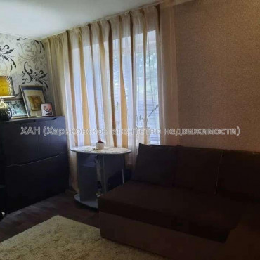 Продам квартиру, Льва Ландау просп. , 1  ком., 27 м², капитальный ремонт 