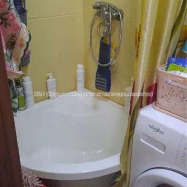 Продам квартиру, Льва Ландау просп. , 1  ком., 27 м², капитальный ремонт 