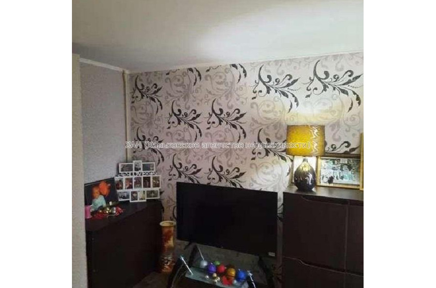 Продам квартиру, Льва Ландау просп. , 1  ком., 27 м², капитальный ремонт 