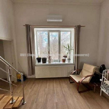 Продам квартиру, Переяславская ул. , 2 кім., 57 м², евроремонт 