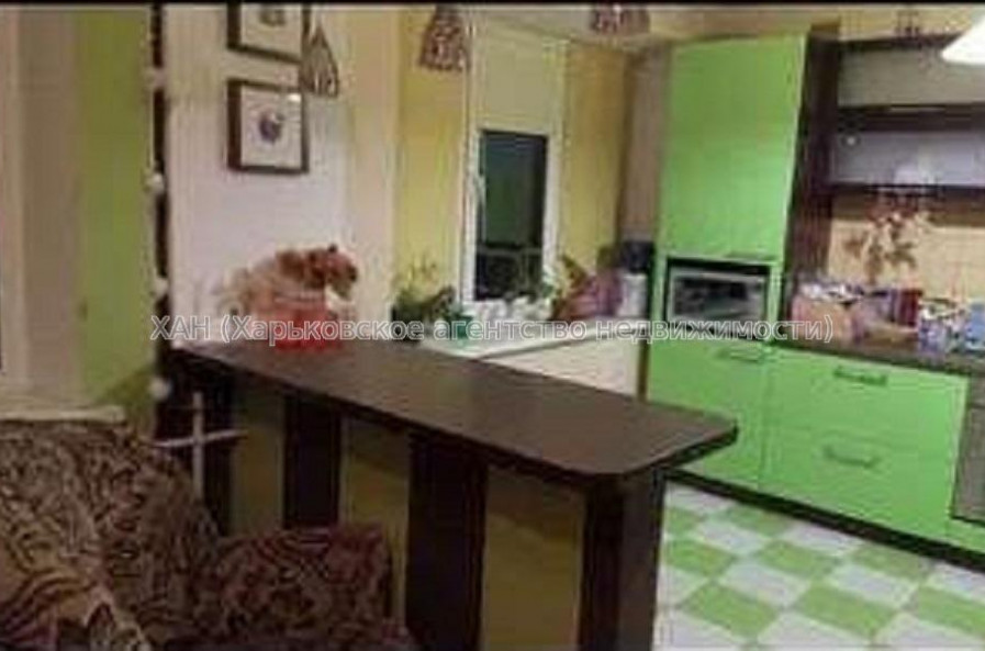 Продам квартиру, Отакара Яроша ул. , 3 кім., 90 м², капитальный ремонт 