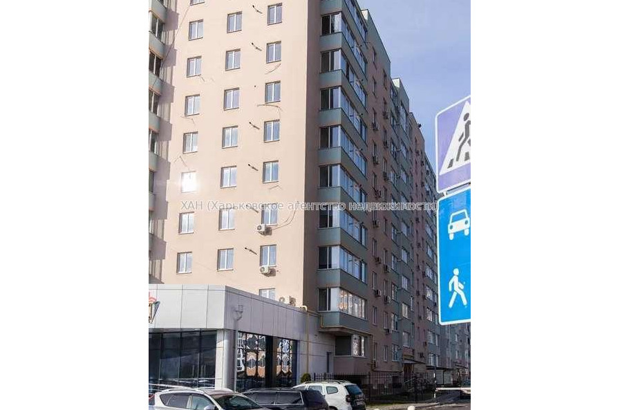 Продам квартиру, Пискуновский пер. , 3 кім., 85 м², капитальный ремонт 