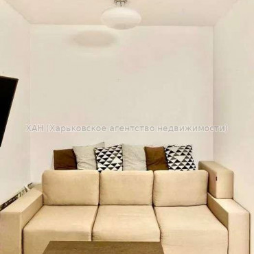 Продам квартиру, Черноглазовская ул. , 2 кім., 60 м², капитальный ремонт 