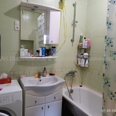 Продам квартиру, Черноглазовская ул. , 2 кім., 60 м², капитальный ремонт 