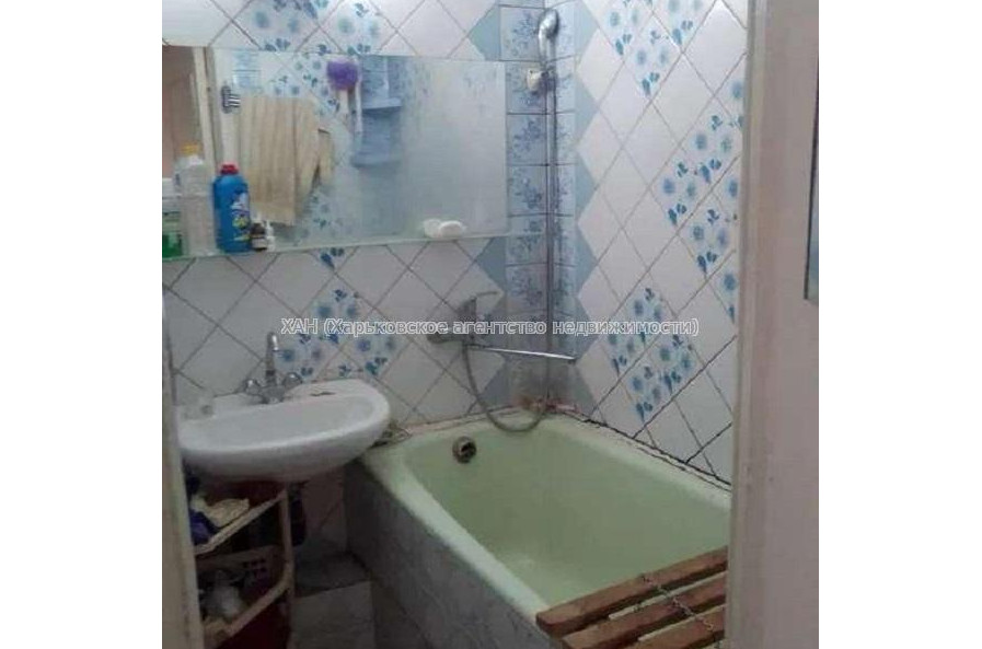 Продам квартиру, Аэрокосмический пр. , 3 кім., 58 м², советский ремонт 