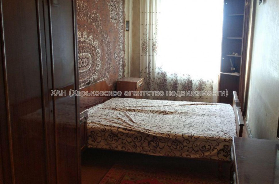 Продам квартиру, Аэрокосмический пр. , 3 кім., 58 м², советский ремонт 