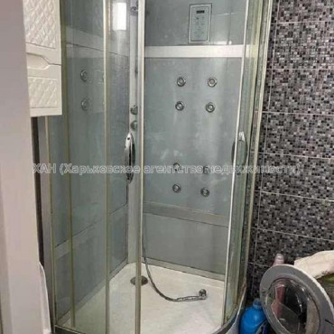 Продам квартиру, Богомольца ул. , 1 кім., 40 м², капитальный ремонт 