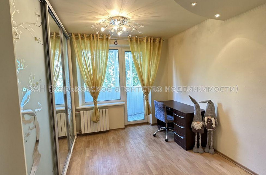 Продам квартиру, Победы просп. , 3  ком., 65 м², евроремонт 