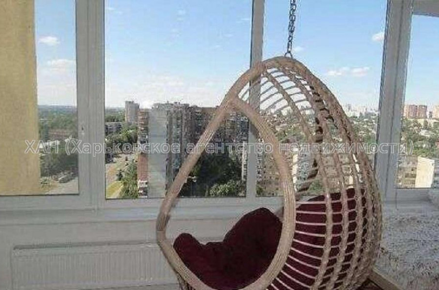 Продам квартиру, Клочковская ул. , 3  ком., 105 м², авторский дизайн 