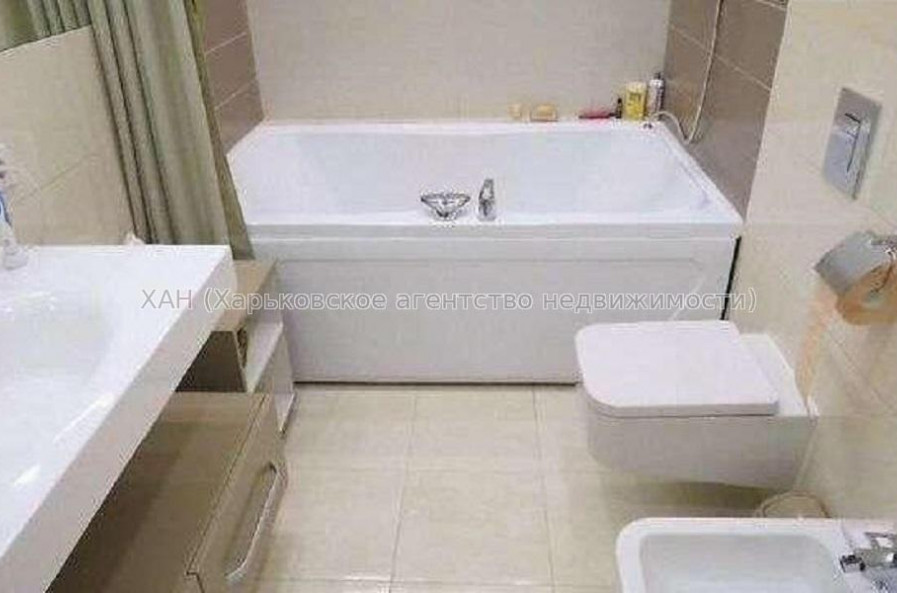 Продам квартиру, Клочковская ул. , 3 кім., 105 м², авторский дизайн 