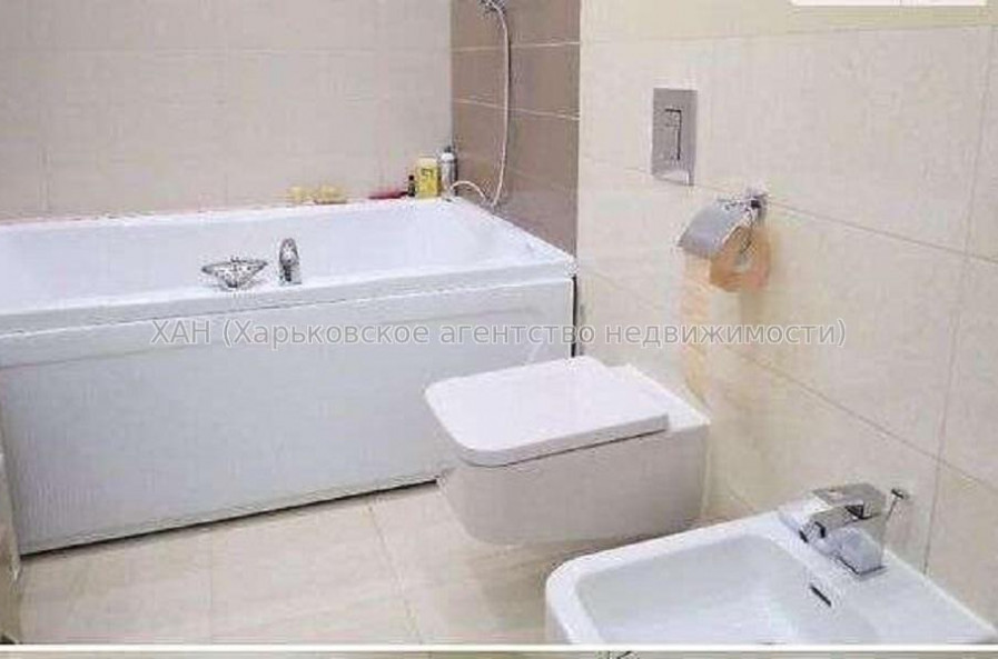 Продам квартиру, Клочковская ул. , 3 кім., 105 м², авторский дизайн 