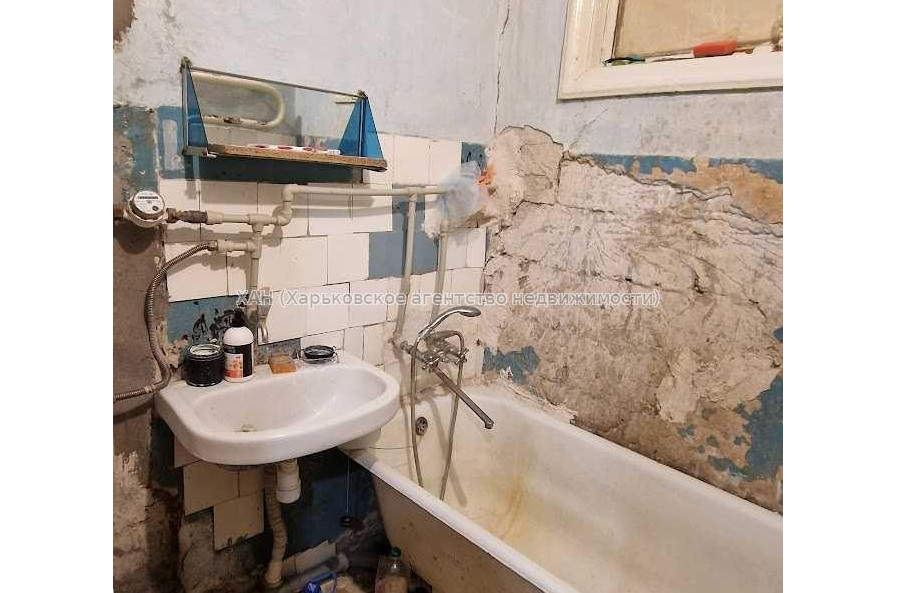 Продам квартиру, Науки просп. , 1  ком., 30 м², советский ремонт 