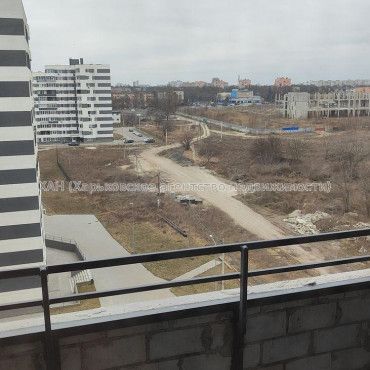 Продам квартиру, Льва Ландау просп. , 1  ком., 44 м², без внутренних работ 