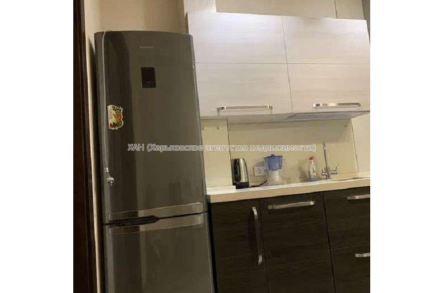 Продам квартиру, Олимпийская ул. , 2 кім., 90 м², евроремонт 