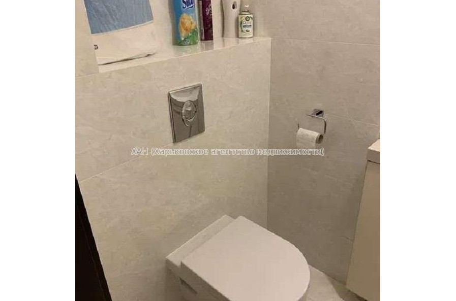 Продам квартиру, Олимпийская ул. , 2 кім., 90 м², евроремонт 