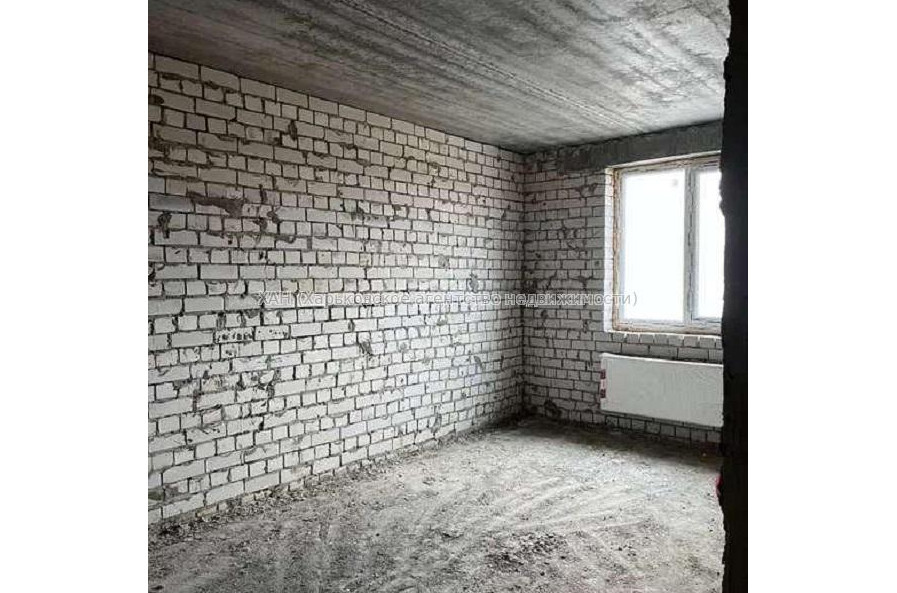 Продам квартиру, Шевченковский пер. , 2  ком., 56 м², без внутренних работ 