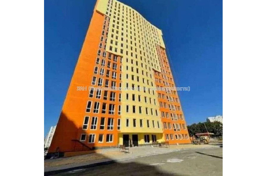 Продам квартиру, Гвардейцев Широнинцев ул. , 2 кім., 61 м², без внутренних работ 