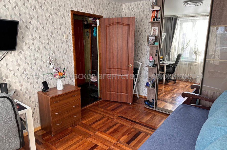 Продам квартиру, Огаревского ул. , 1  ком., 25 м², капитальный ремонт 