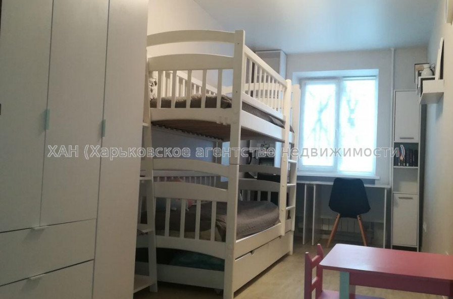 Продам квартиру, Отакара Яроша ул. , 3 кім., 55 м², евроремонт 