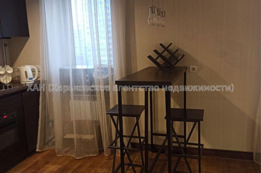 Продам квартиру, Клочковская ул. , 2 кім., 52 м², косметический ремонт 