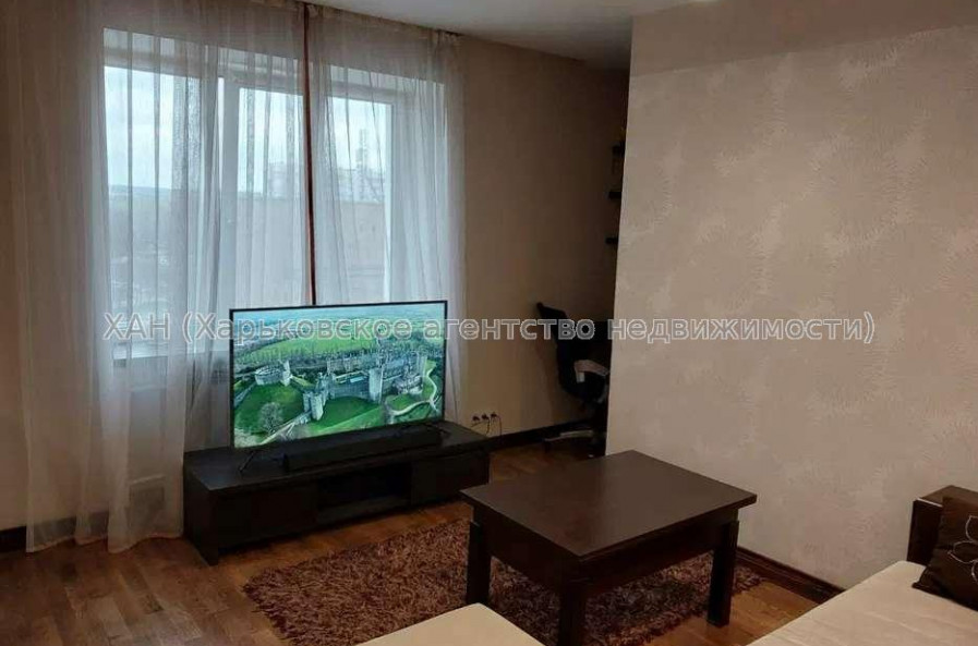 Продам квартиру, Клочковская ул. , 2 кім., 52 м², косметический ремонт 