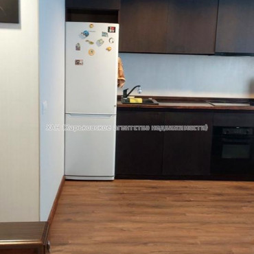 Продам квартиру, Клочковская ул. , 2  ком., 52 м², косметический ремонт 