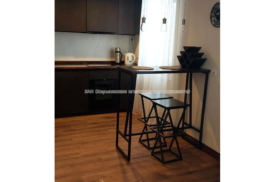 Продам квартиру, Клочковская ул. , 2  ком., 52 м², косметический ремонт 