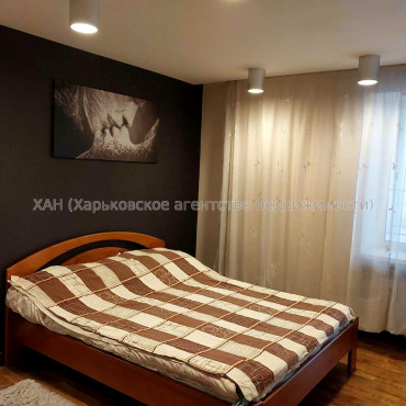 Продам квартиру, Клочковская ул. , 2  ком., 52 м², косметический ремонт 