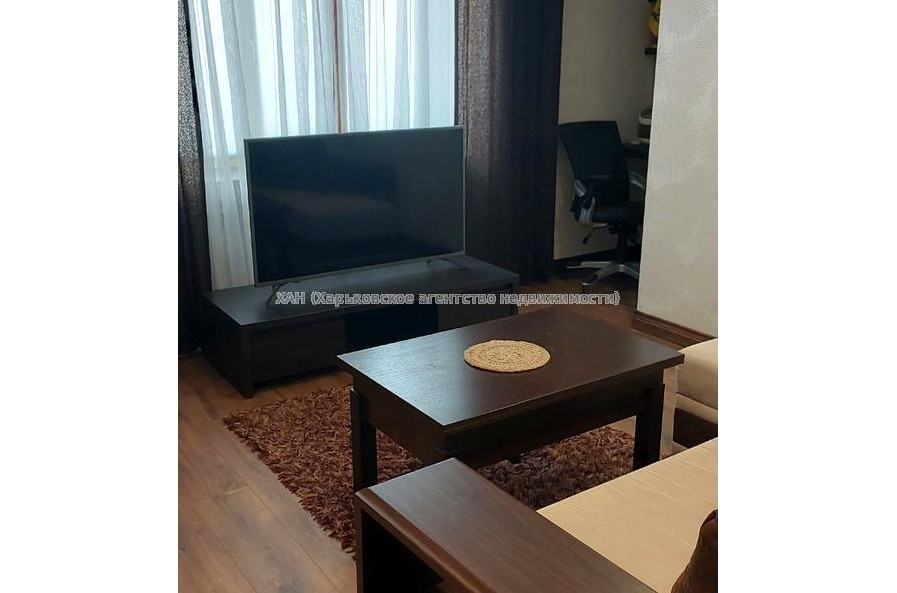 Продам квартиру, Клочковская ул. , 2  ком., 52 м², косметический ремонт 