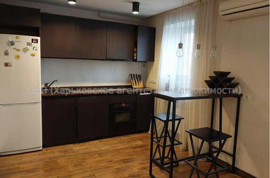 Продам квартиру, Клочковская ул. , 2  ком., 52 м², косметический ремонт 