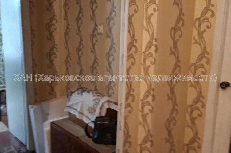 Продам квартиру, Ньютона ул. , 1 кім., 40 м², косметический ремонт 