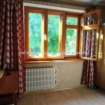 Продам квартиру, Валентиновская ул. , 2 кім., 49 м², евроремонт 