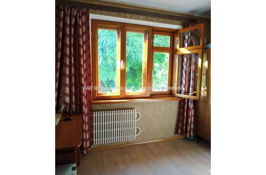 Продам квартиру, Валентиновская ул. , 2 кім., 49 м², евроремонт 