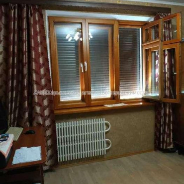 Продам квартиру, Валентиновская ул. , 2 кім., 49 м², евроремонт 