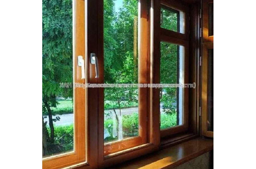 Продам квартиру, Валентиновская ул. , 2 кім., 49 м², евроремонт 