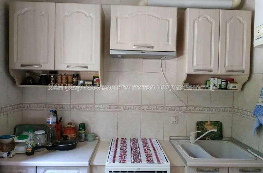 Продам квартиру, Валентиновская ул. , 2 кім., 49 м², евроремонт 