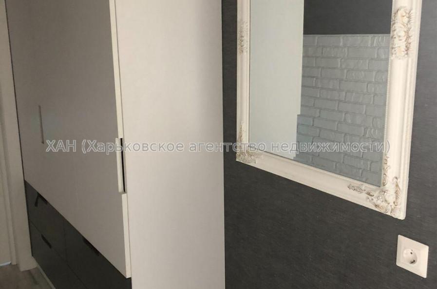 Продам квартиру, Гвардейцев Широнинцев ул. , 2  ком., 50 м², евроремонт 