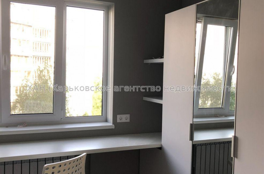 Продам квартиру, Гвардейцев Широнинцев ул. , 2  ком., 50 м², евроремонт 