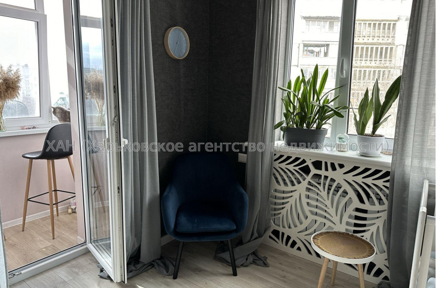 Продам квартиру, Гвардейцев Широнинцев ул. , 2 кім., 50 м², евроремонт 