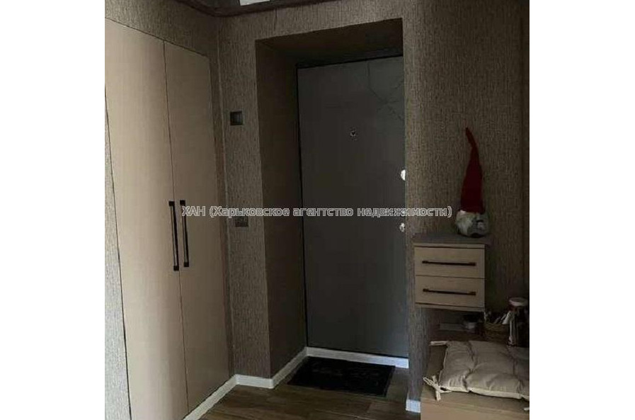 Продам квартиру, Зерновая ул. , 2 кім., 41 м², капитальный ремонт 