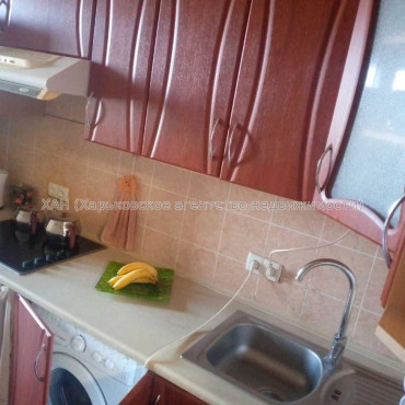 Продам квартиру, Москалёвская ул. , 1  ком., 37 м², косметический ремонт 