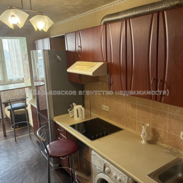 Продам квартиру, Москалёвская ул. , 1 кім., 37 м², косметический ремонт 