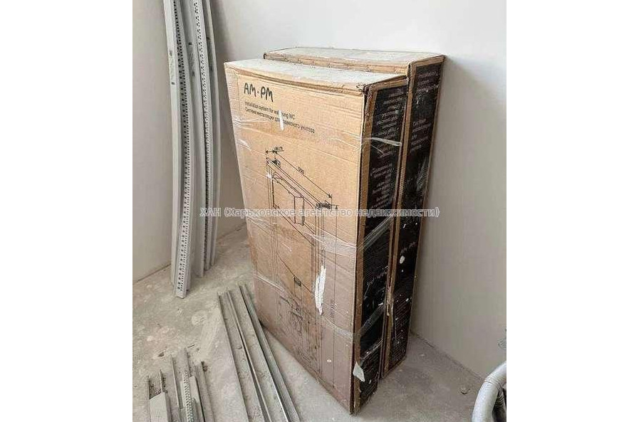 Продам квартиру, Холодногорская ул. , 3 кім., 90 м², без отделочных работ 