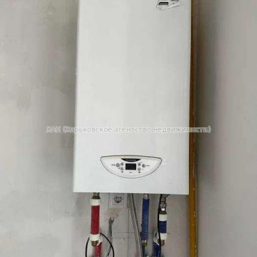 Продам квартиру, Холодногорская ул. , 3 кім., 90 м², без отделочных работ 